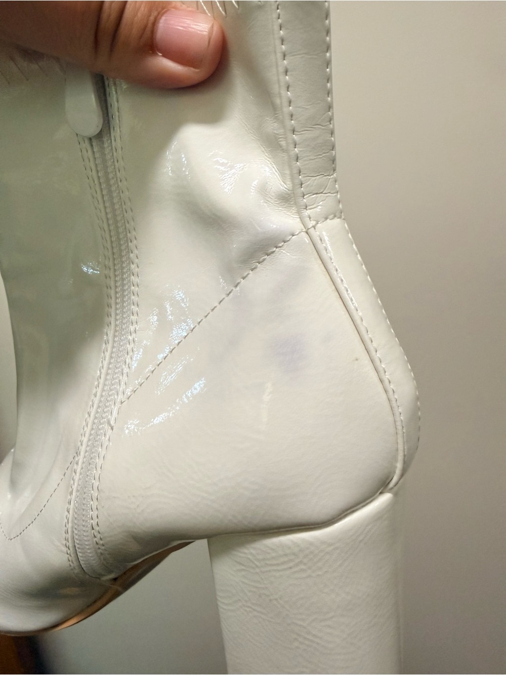 Women’s White Pointed Toe Block Heel Ankle Boots - Picture 8 of 8